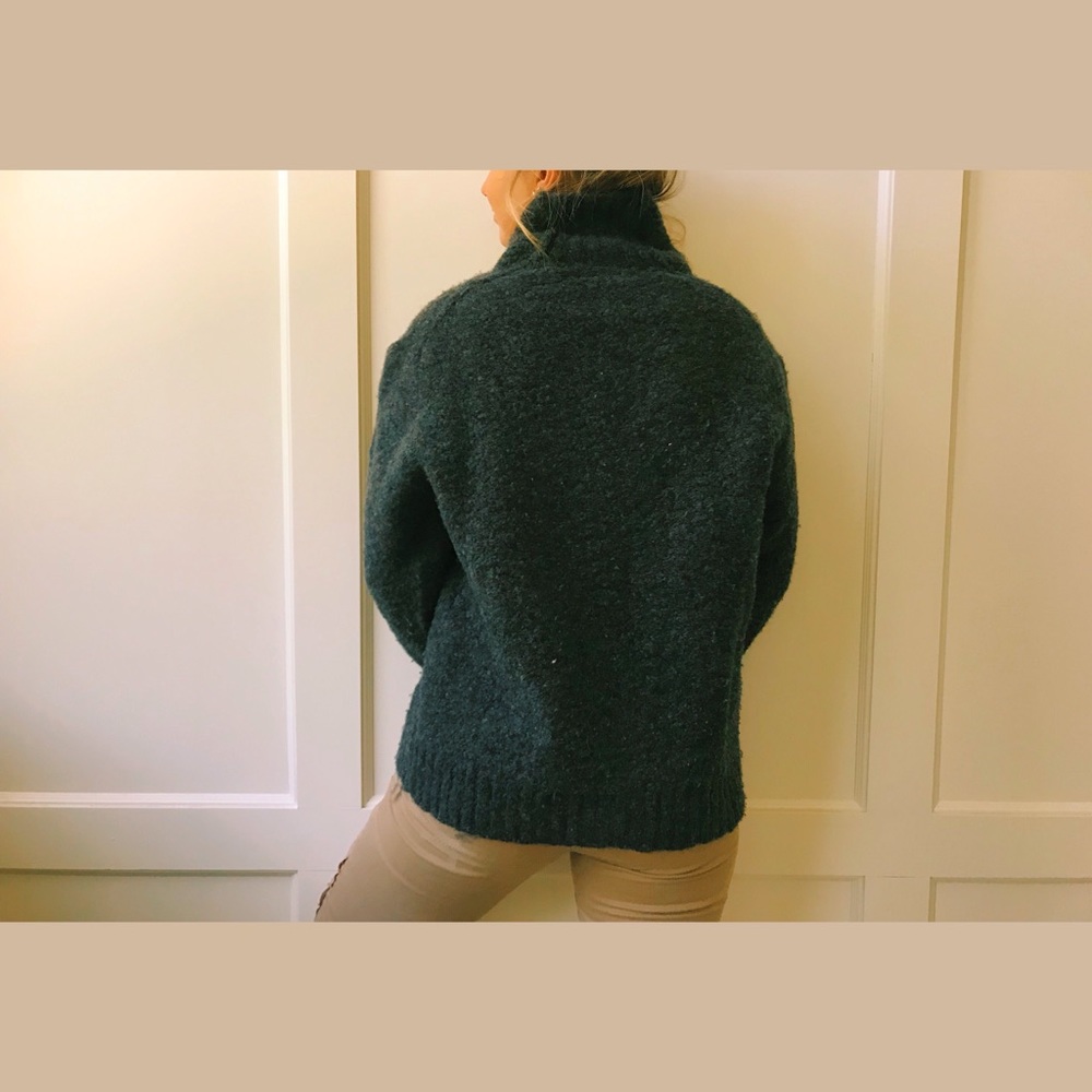 grey knit pullover - Picture 3 of 3